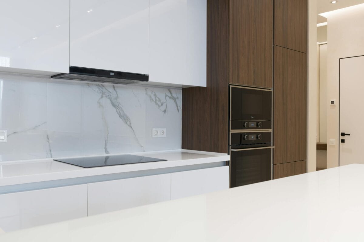 Cuisine blanche minimaliste
